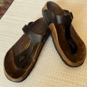 BIRKENSTOCK WOMEN - black birko-flor gizeh sandals, size39
